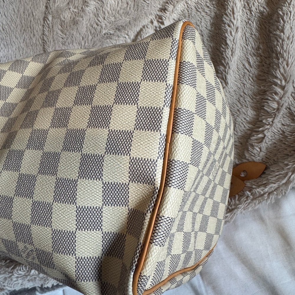 Louis Vuitton Damier Azur Speedy 35 - Picture 11 of 16